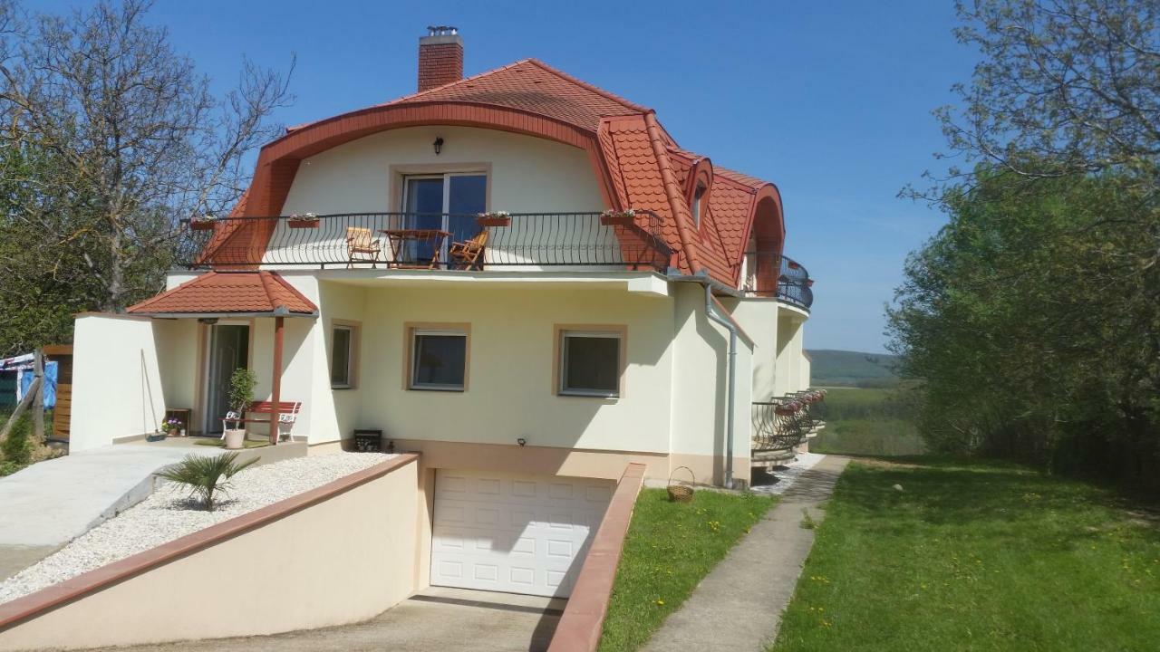 Hotel Gästehaus Stein Nemesbükk Exterior foto